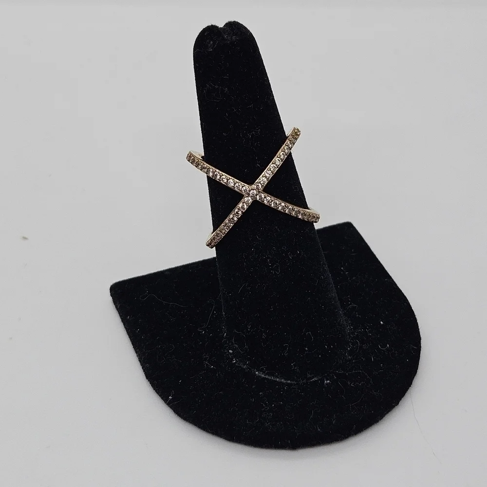 Baublebar gold tone criss cross X rhinestone ring size 7.5